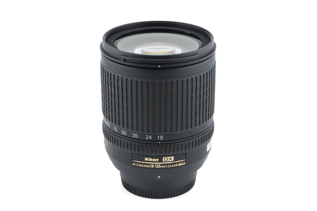 Nikon 18-135mm f3.5-5.6 AF-S Nikkor G ED