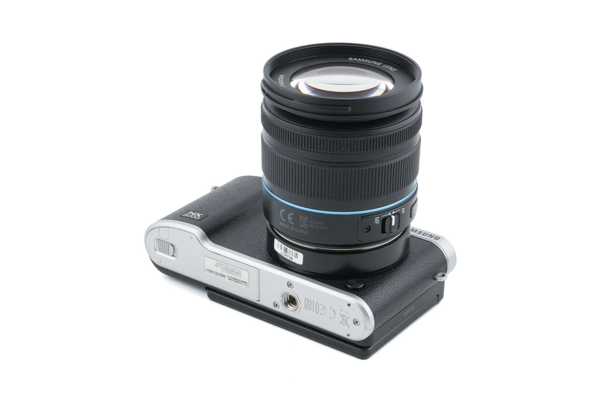 Samsung NX3000 IR Converted + 18-55mm f3.5-5.6 III OIS i-Function