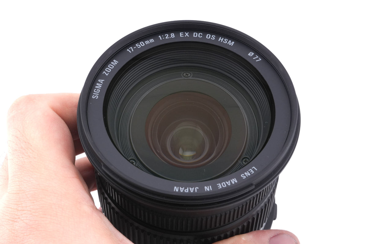 Sigma 17-50mm f2.8 EX DC OS HSM