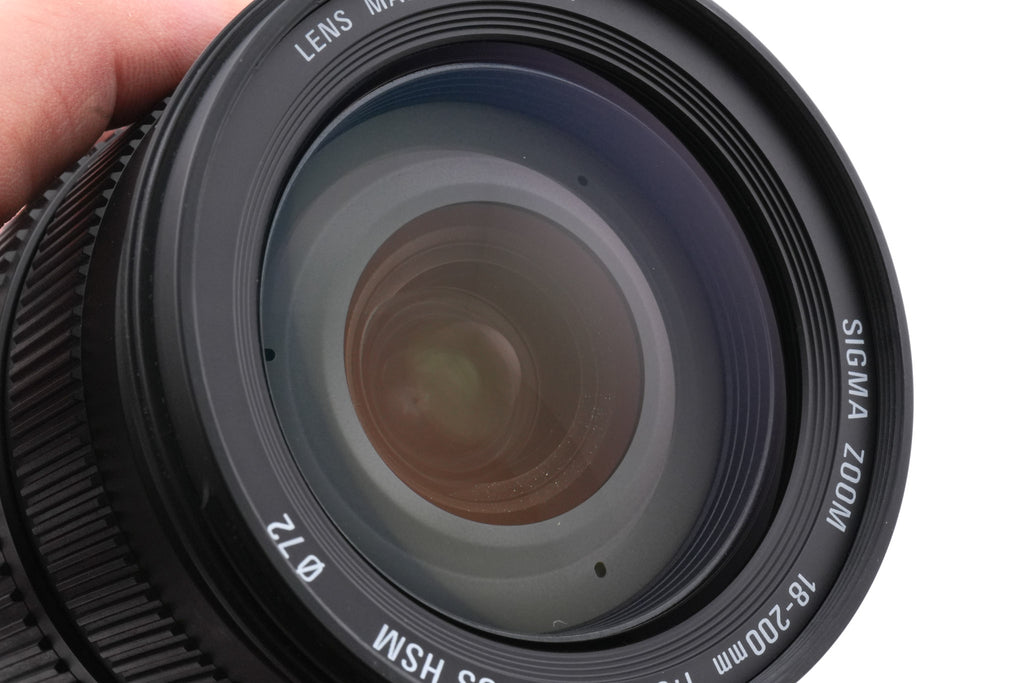 Sigma 18-200mm f3.5-6.3 DC OS HSM