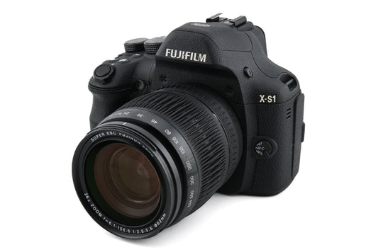 Fujifilm X-S1 - Camera