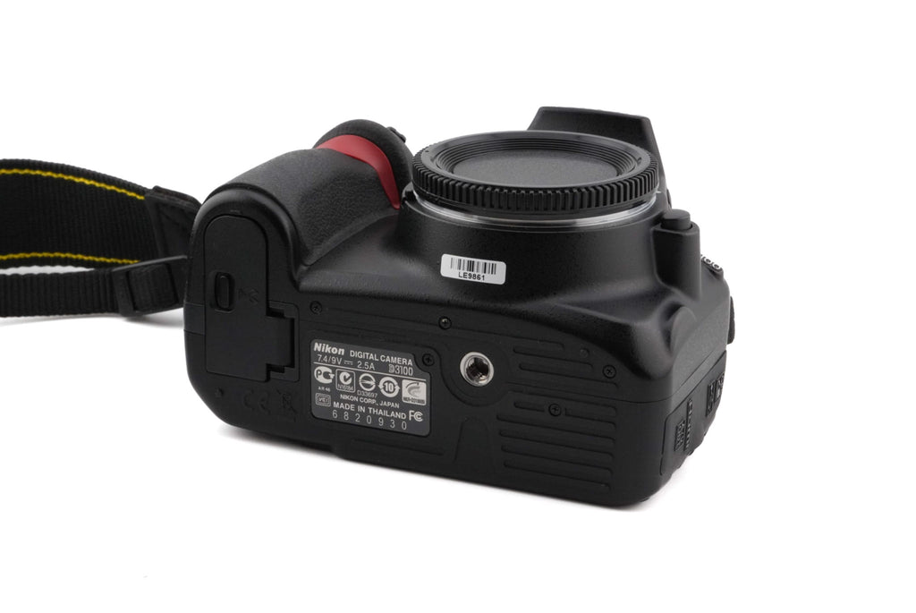 Nikon D3100