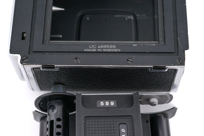Hasselblad 500C/M + Waist Level Finder (New / 42315 Chrome) + A12 Film Magazine (30074 Chrome) + 80mm f2.8 Planar T* CF