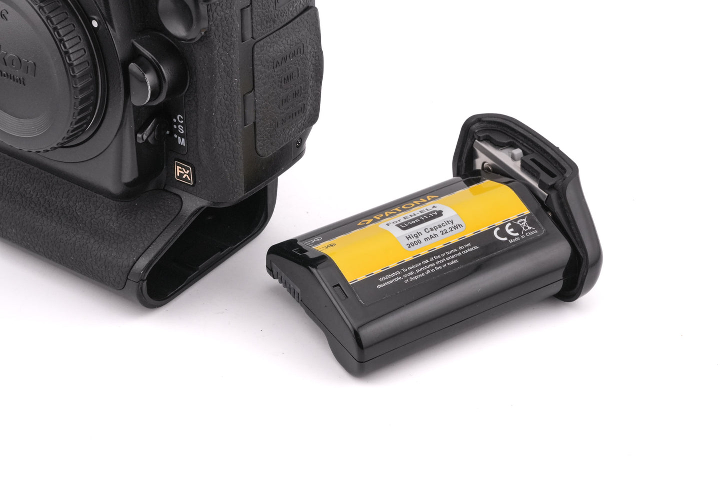 Nikon D3S + MH-22 Quick Charger