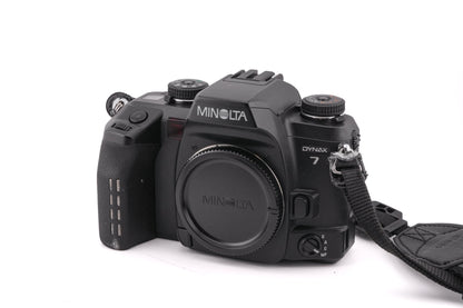 Minolta Dynax 7