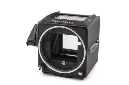 Hasselblad 501CM + A12 Film Magazine (30147, Black) + Waist Level Finder (New / 42323 Black)