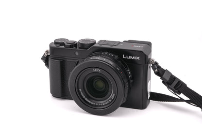 Panasonic Lumix DC-LX100 II + VEK0V37Z1-A Flash