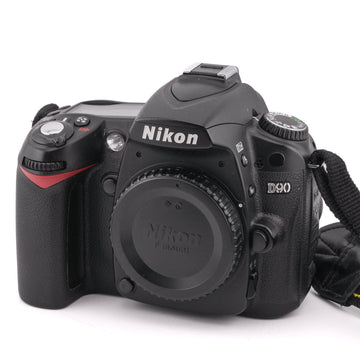 Nikon D90