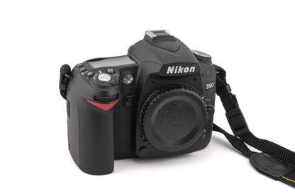 Nikon D90