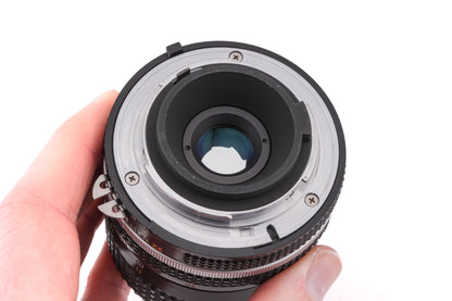 Nikon 35-70mm f3.3-4.5 Zoom-Nikkor AI-S