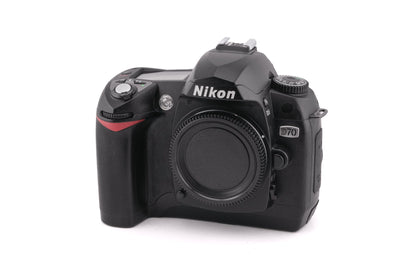 Nikon D70