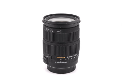 Sigma 18-200mm f3.5-6.3 DC OS