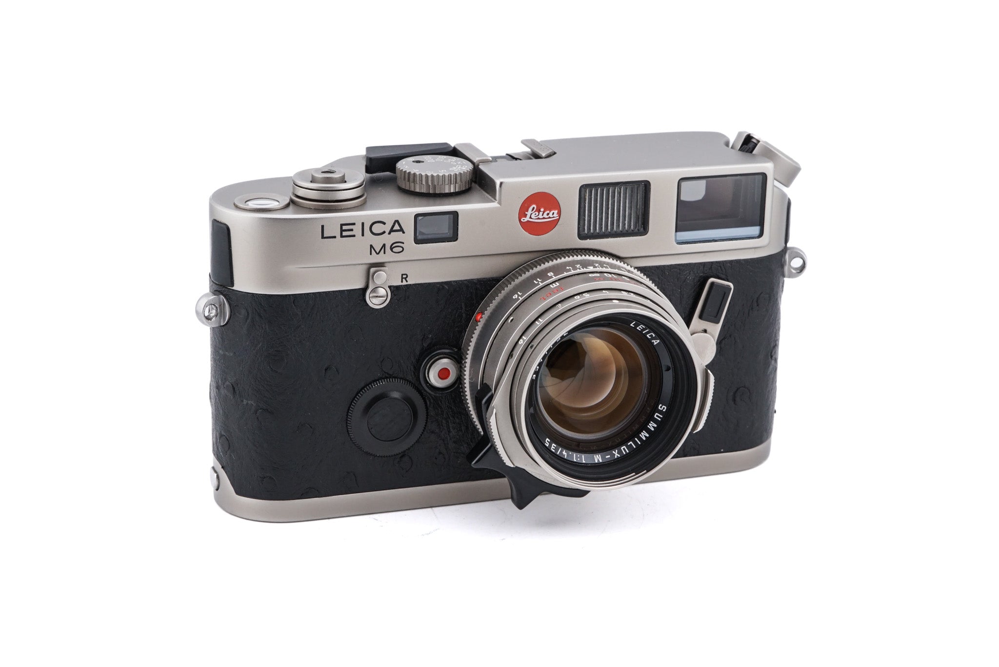 Leica M6 Titanium (10412) + 35mm f1.4 Summilux-M V2 Titanium 
