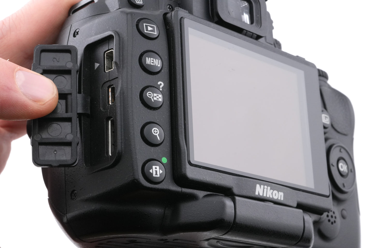 Nikon D5000