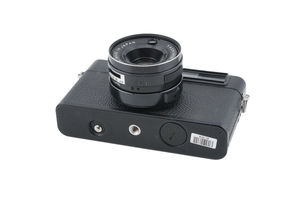 Yashica MG-1