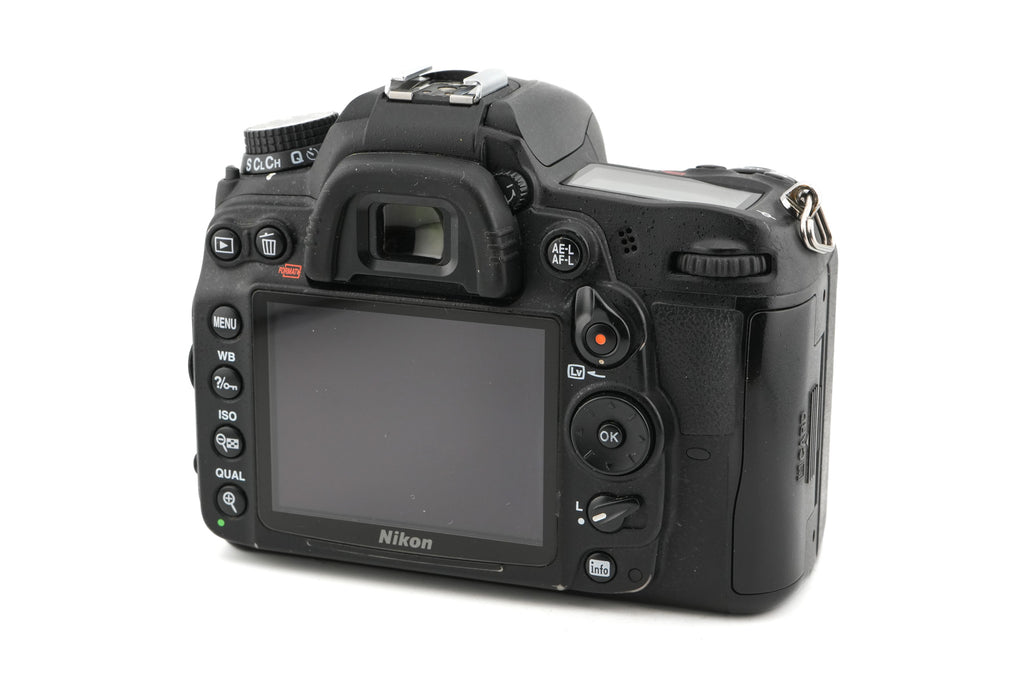 Nikon D7000