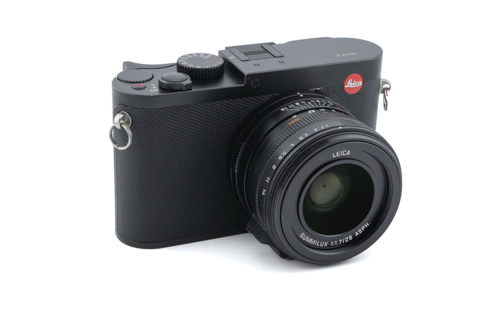Leica Q (Typ 116) (19000) + Q Thumb Rest (19501)
