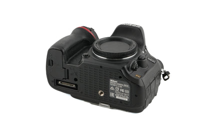 Nikon D610