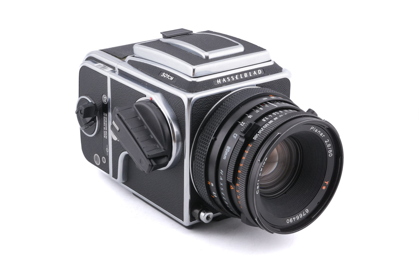 Hasselblad 501CM + 80mm f2.8 Planar T* CF (20029) + A12N Film Magazine + Waist Level Finder (New / Chrome, 42315) + Acute Matte Focusing Screen (42165)
