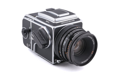 Hasselblad 501CM + 80mm f2.8 Planar T* CF (20029) + A12N Film Magazine + Waist Level Finder (New / Chrome, 42315) + Acute Matte Focusing Screen (42165)