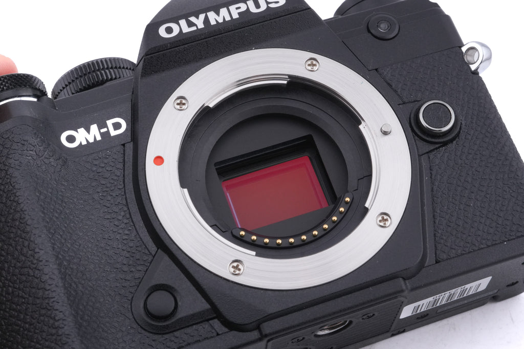 Olympus OM-D E-M5 Mark III