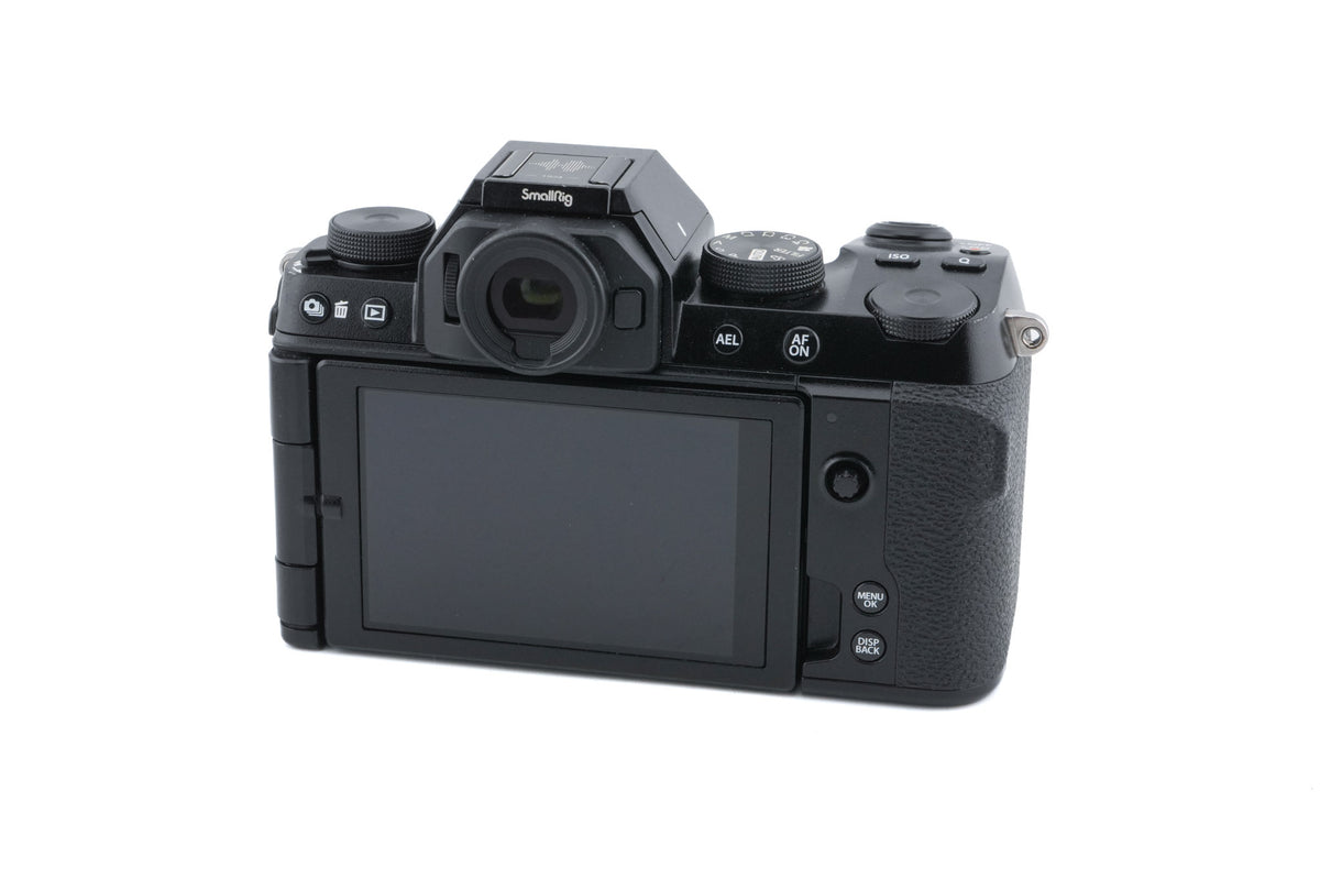 Fujifilm X-S10