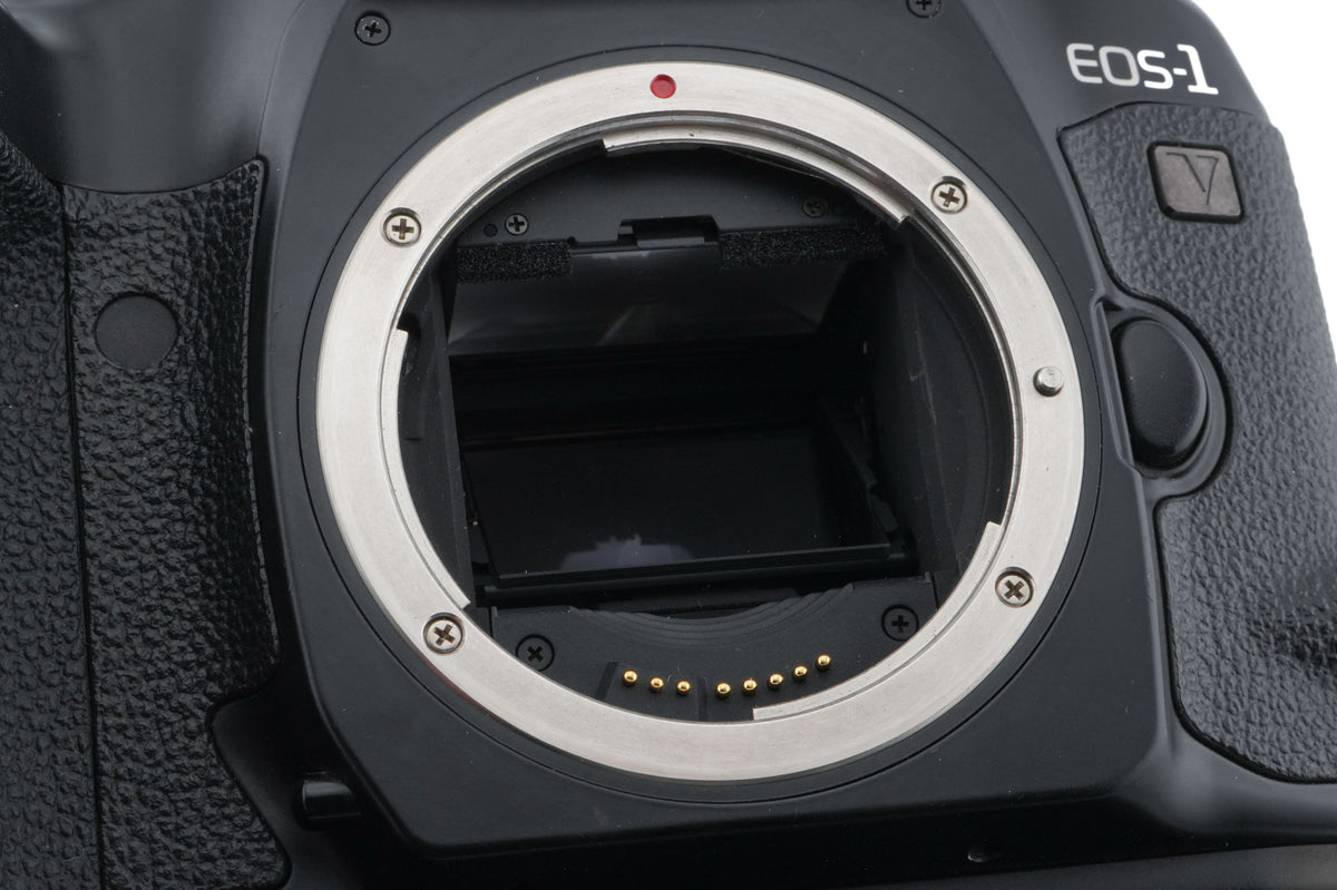 Canon EOS-1V HS