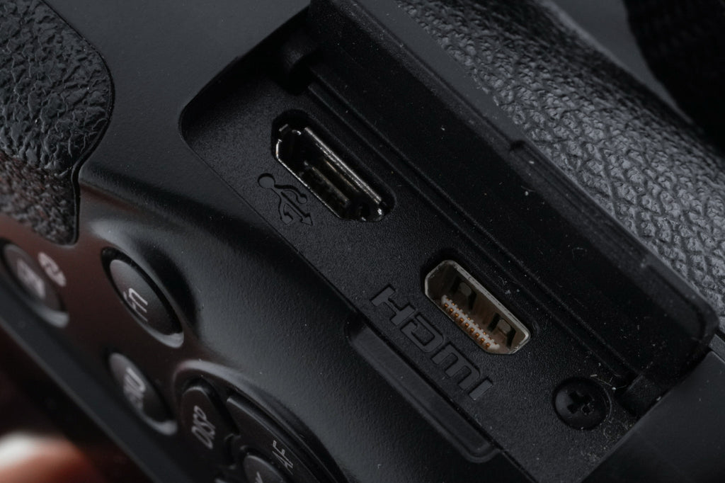 Samsung NX300 + 18-55mm f3.5-5.6 III OIS i-Function