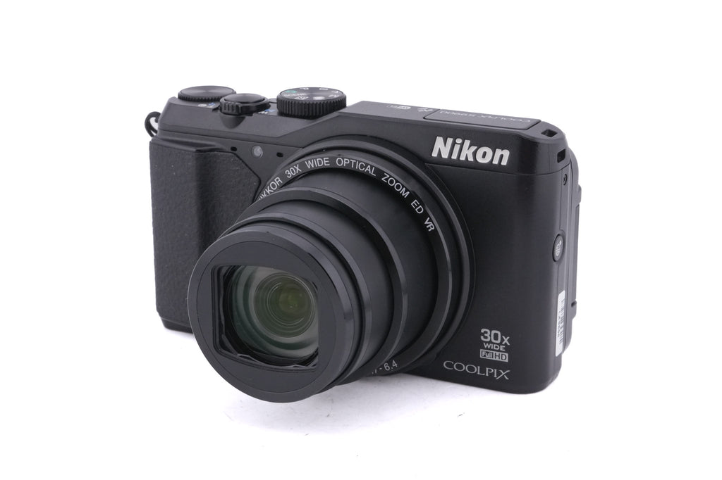 Nikon Coolpix S9900