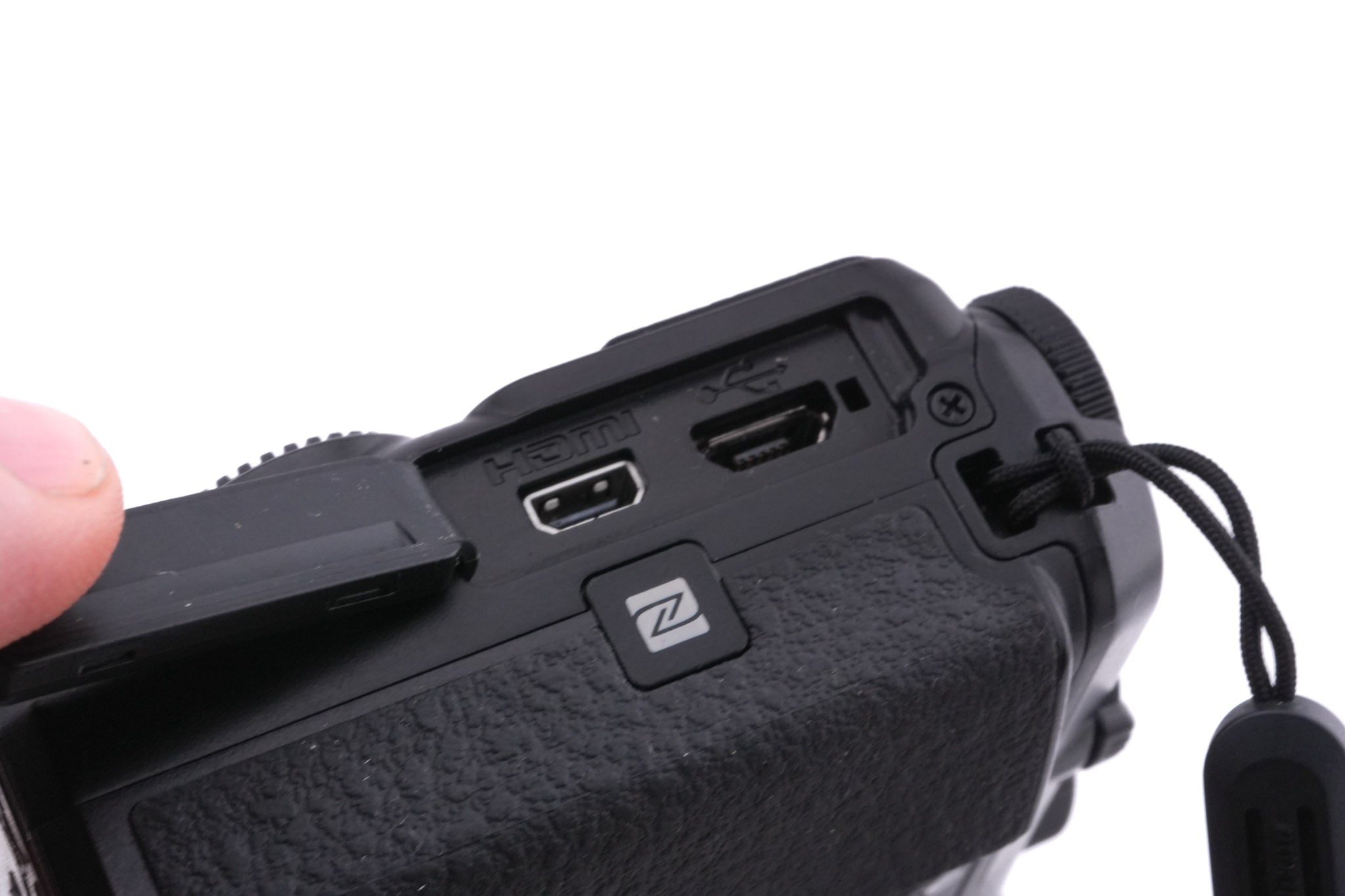 Nikon Coolpix S9900