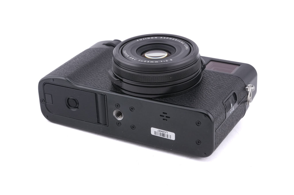Fujifilm X100V