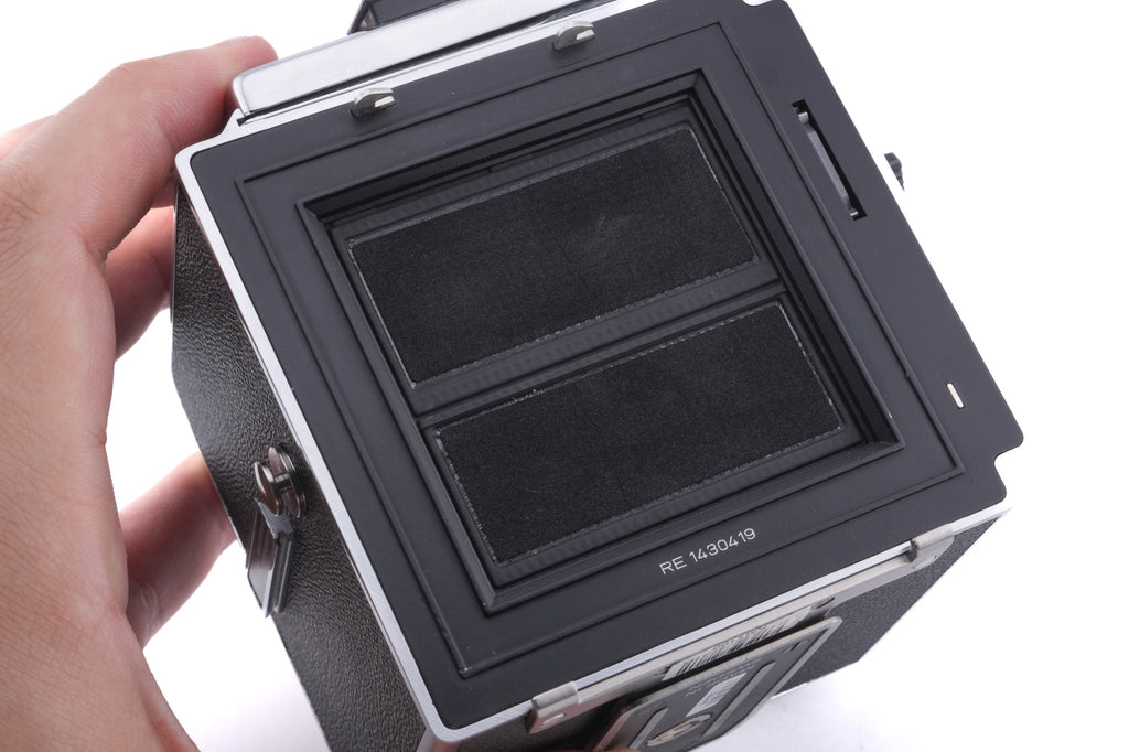 Hasselblad 500C/M (Silver, 10026) + 80mm f2.8 Planar T* C (Black, 20028) + Waist Level Finder (New / Chrome, 42315) + A12N Film Magazine + Acute Matte Focusing Screen (42165)