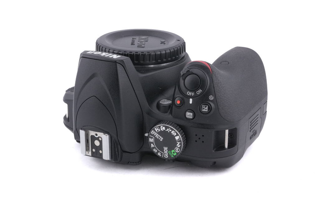 Nikon D3400