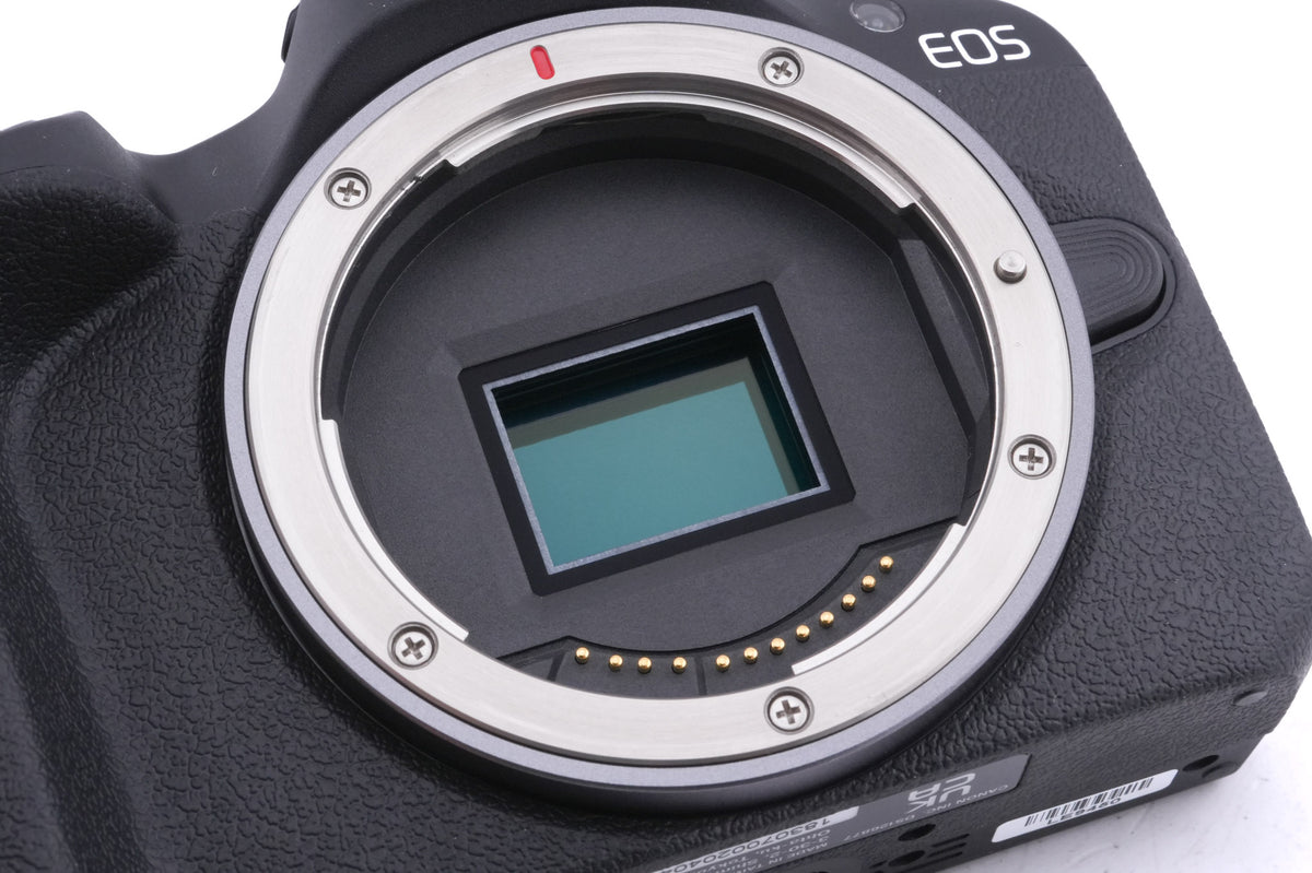 Canon EOS R50