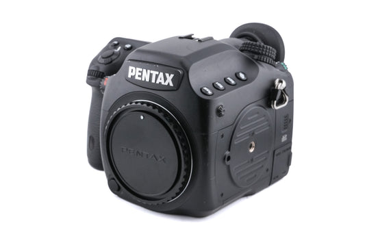 Pentax 645D - Camera