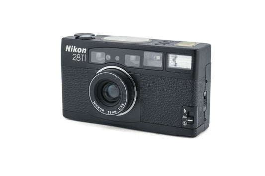 Nikon 28Ti - Camera