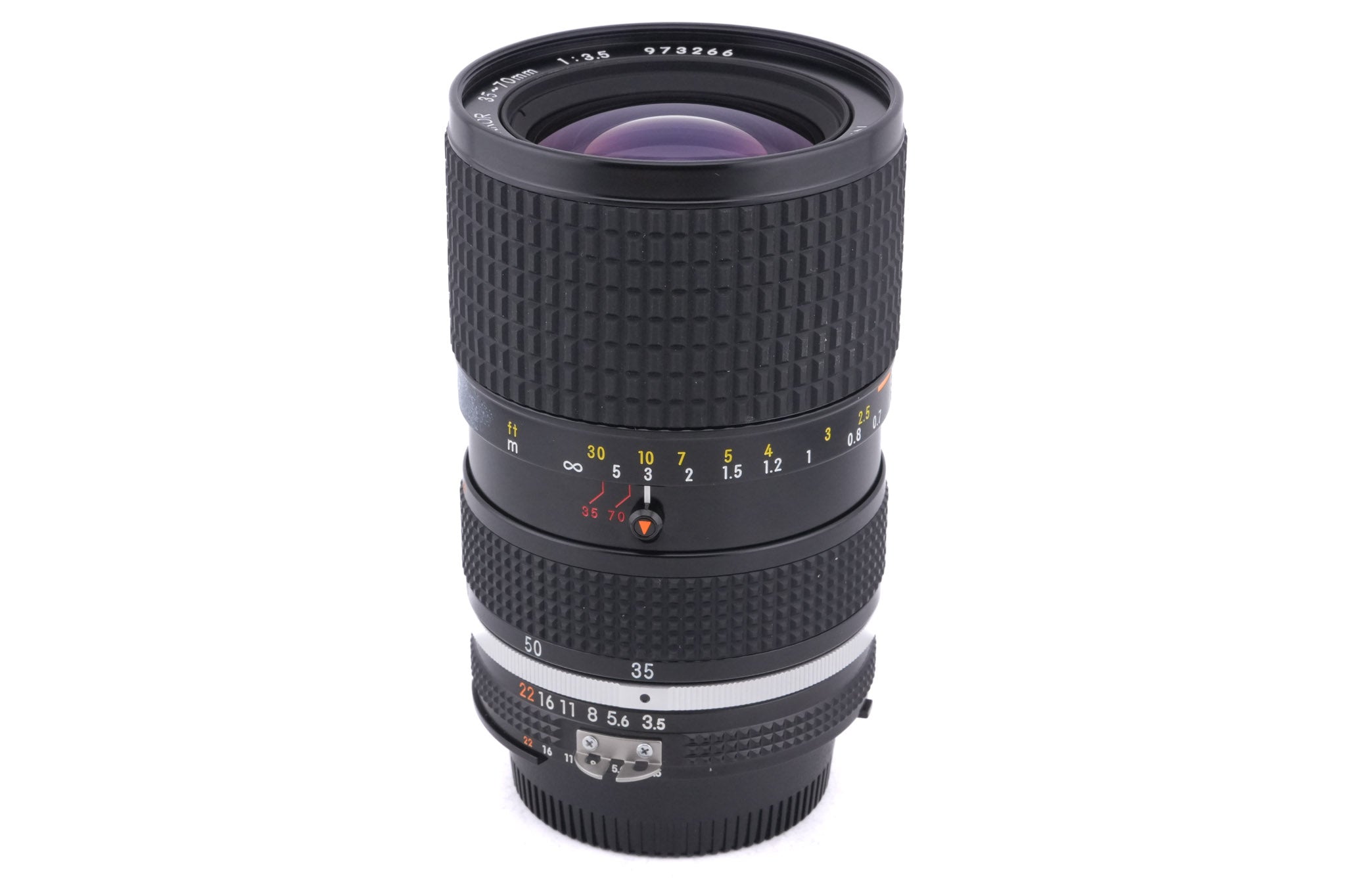 Nikon 35-70mm f3.5 Zoom-Nikkor AI-S - Lens