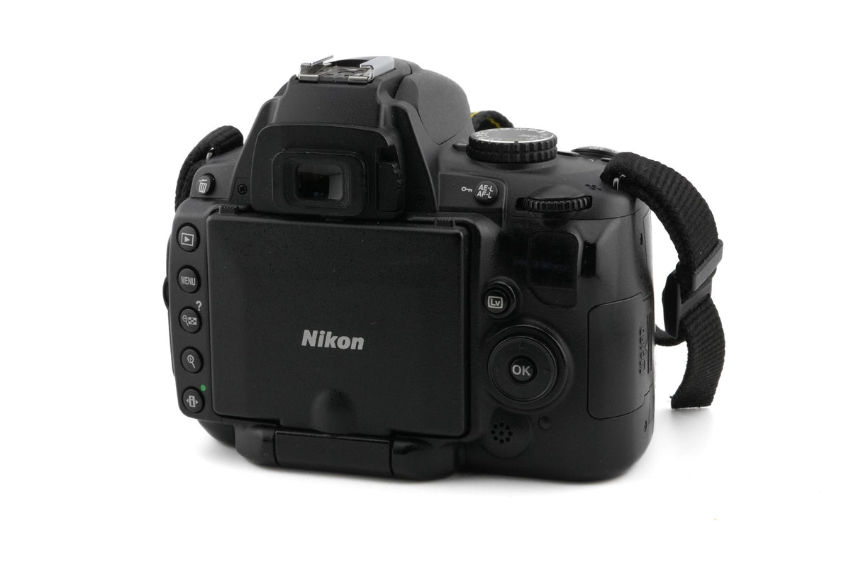 Nikon D5000