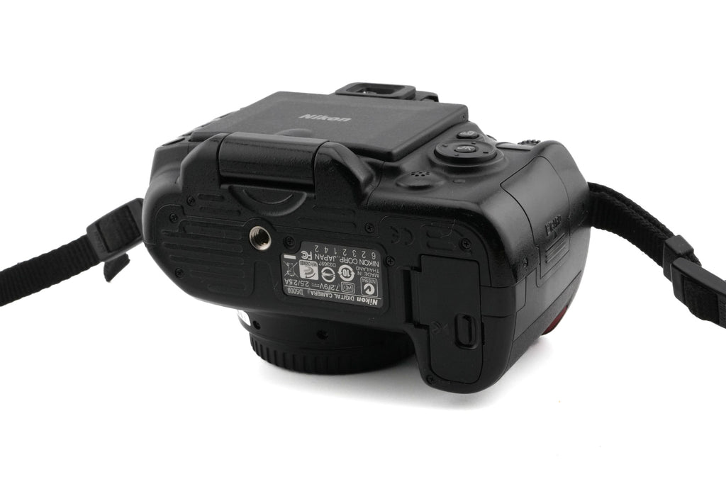 Nikon D5000
