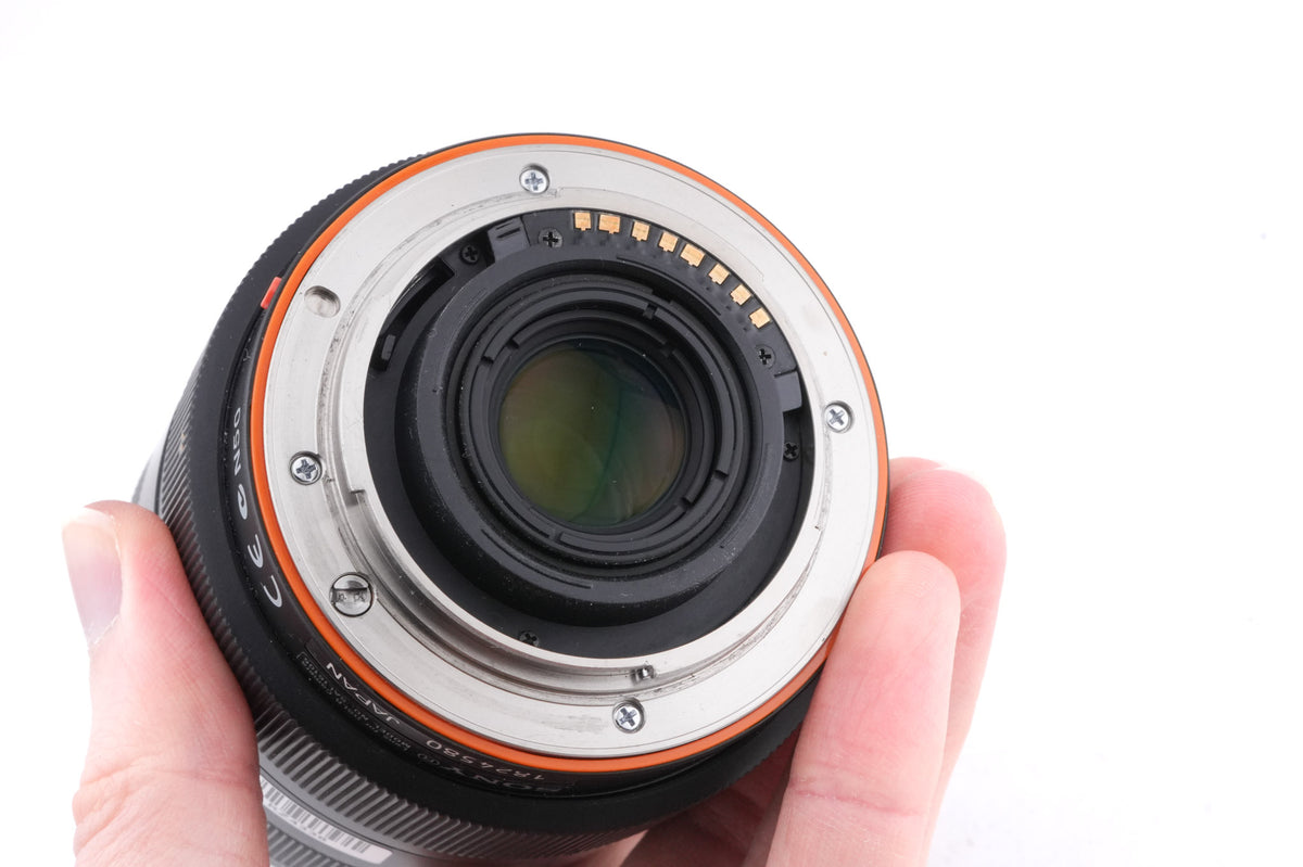 Sony 16-105mm f3.5-5.6 DT (SAL16105)