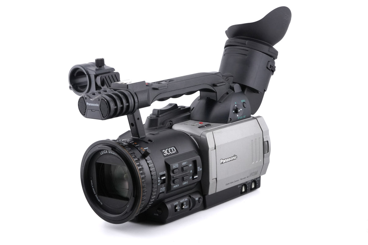 Panasonic AG-DVX100E - Camera