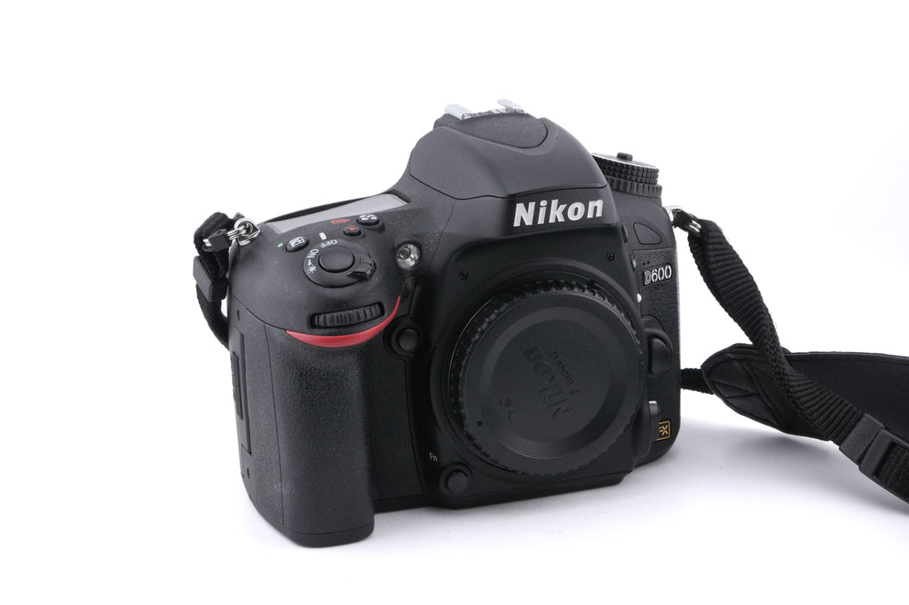 Nikon D600