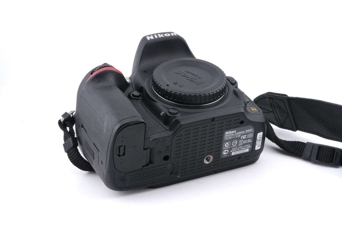Nikon D600