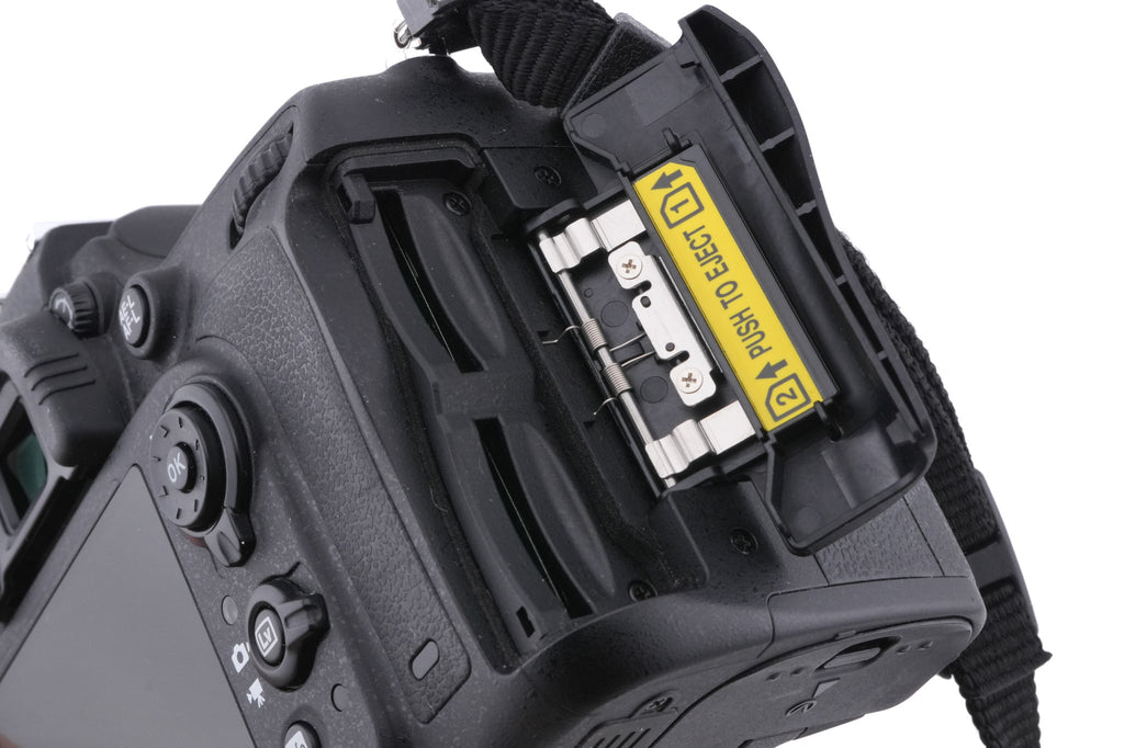 Nikon D600