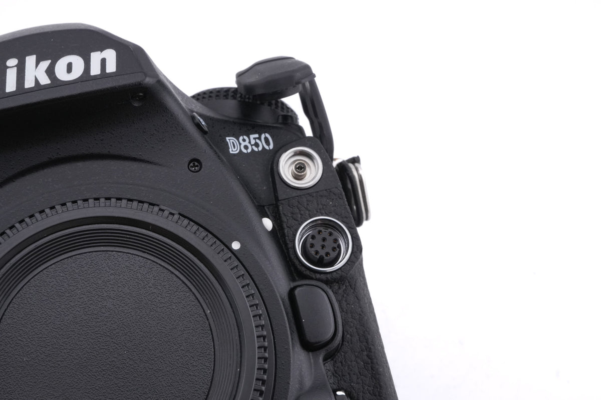 Nikon D850