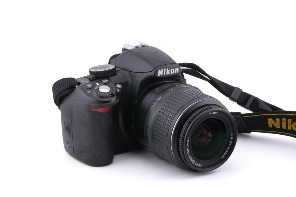 Nikon D3100 + 18-55mm f3.5-5.6 AF-S Nikkor G II ED
