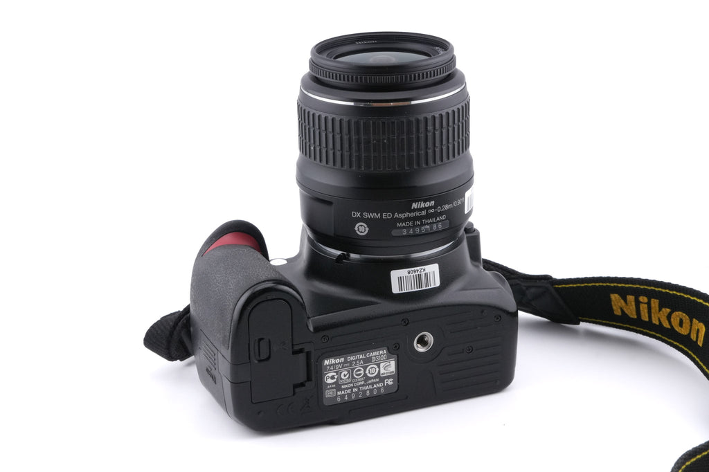 Nikon D3100 + 18-55mm f3.5-5.6 AF-S Nikkor G II ED