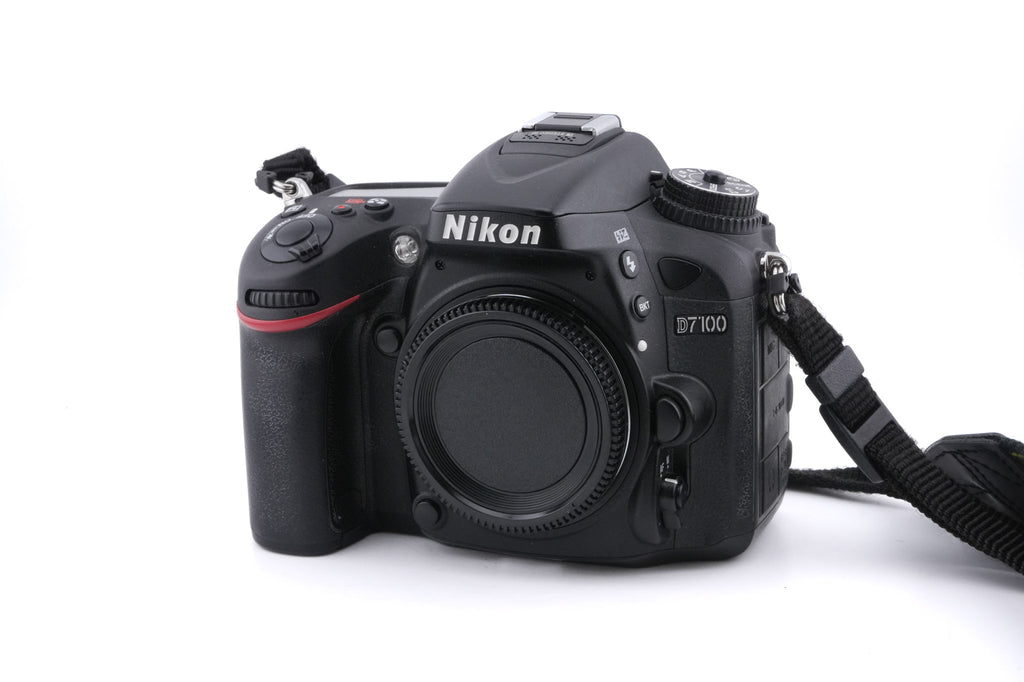 Nikon D7100