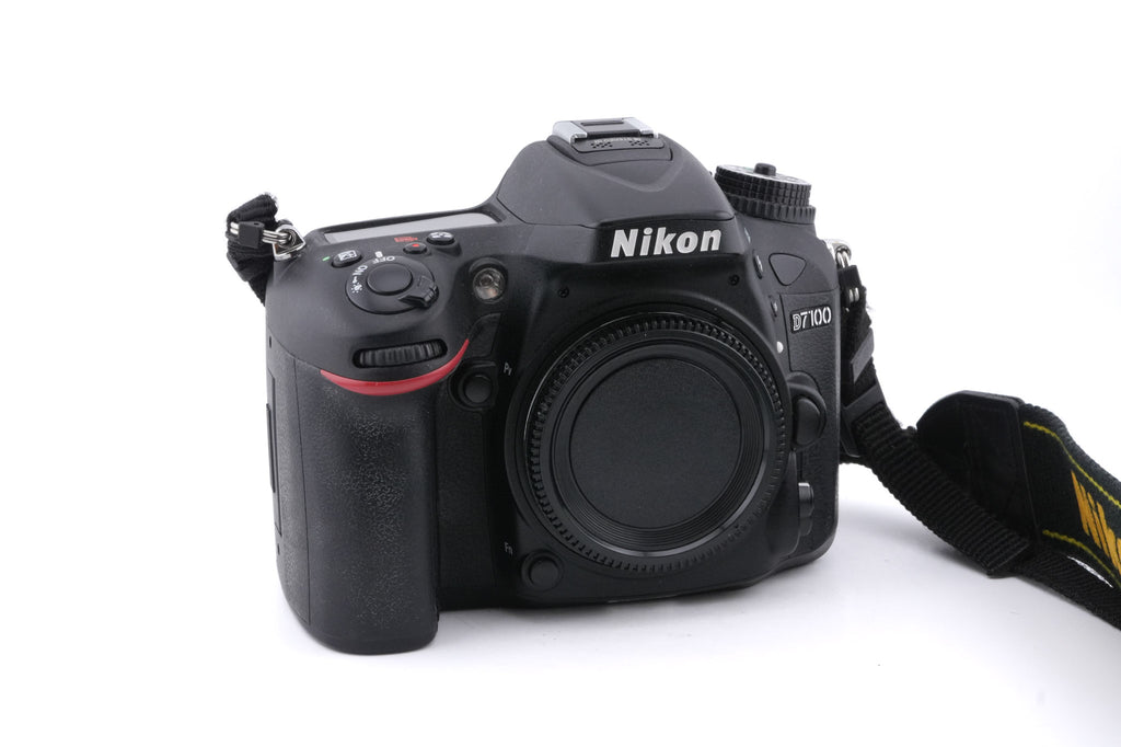 Nikon D7100