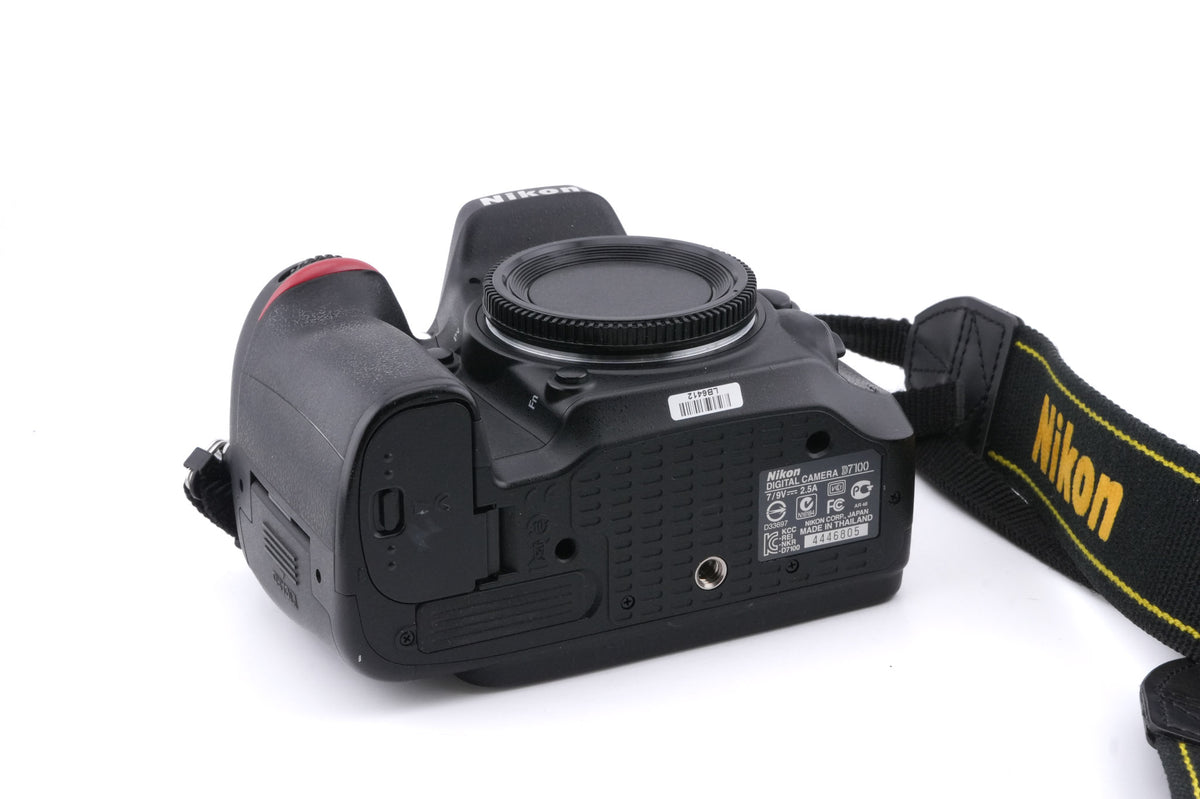 Nikon D7100